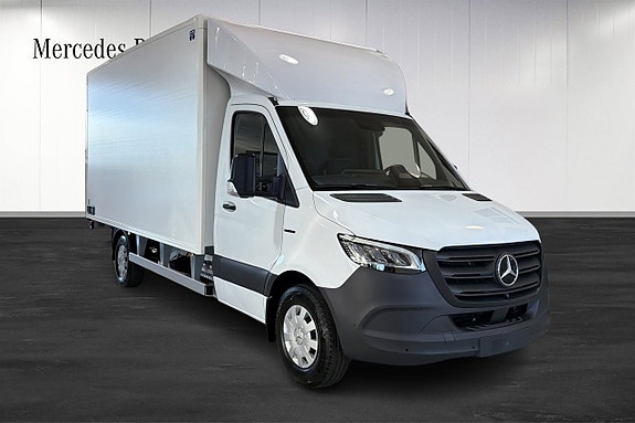 Mercedes-Benz eSprinter 420 2 of 11