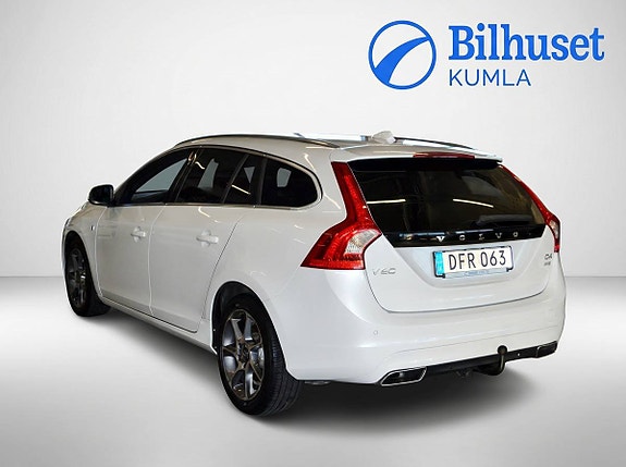 Volvo V60 4 of 15
