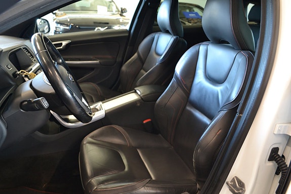 Volvo V60 8 of 15