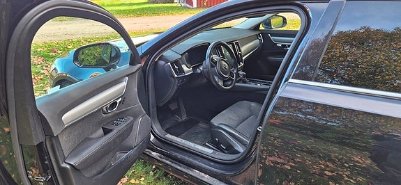 Volvo V90 15 of 30