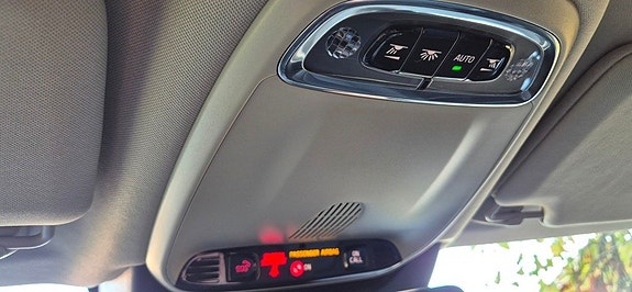 Volvo V90 23 of 30