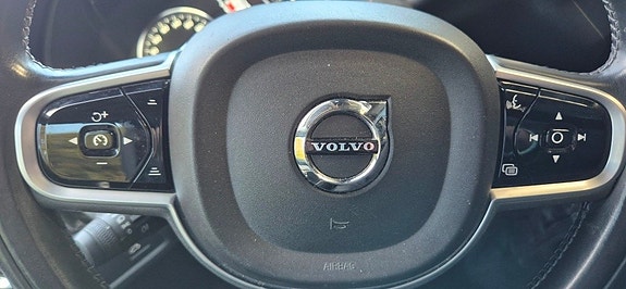 Volvo V90 22 of 30