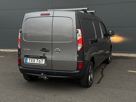 Nissan NV250 8 of 30