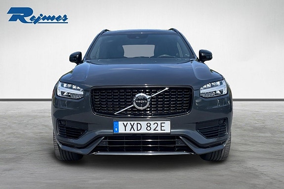 Volvo XC90 8 of 30