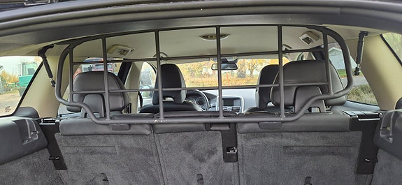 Volvo XC60 19 of 30