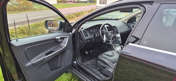 Volvo XC60 26 of 30