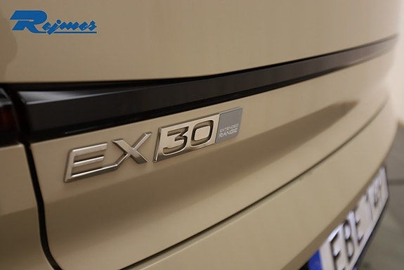 Volvo EX30 22 of 28