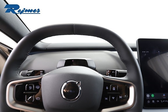Volvo EX30 9 of 28