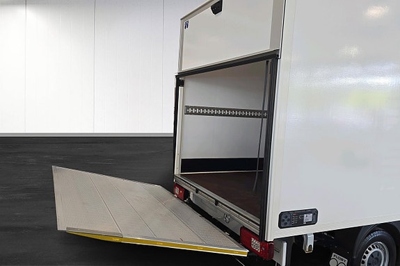 Mercedes-Benz Sprinter 317 9 of 9