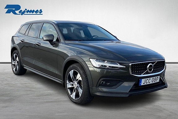 Volvo V60 Cross Country 16 of 19