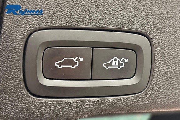 Volvo XC60 27 of 29