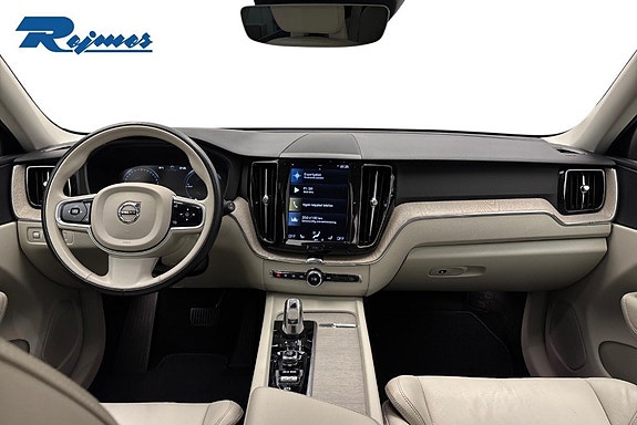 Volvo XC60 7 of 29