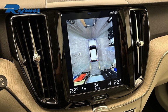 Volvo XC60 23 of 29