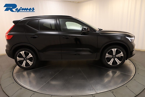 Volvo XC40 26 of 29
