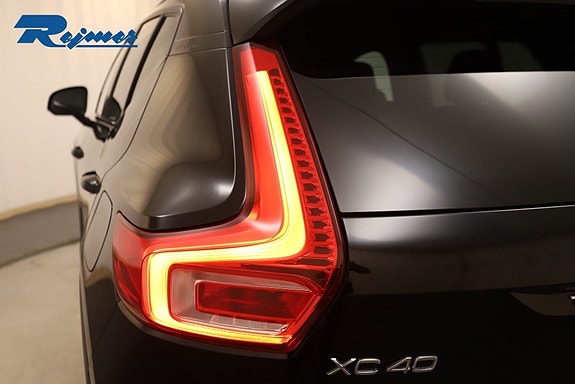Volvo XC40 18 of 29