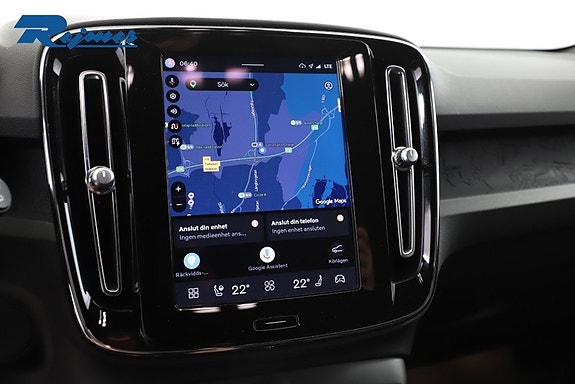 Volvo XC40 10 of 29