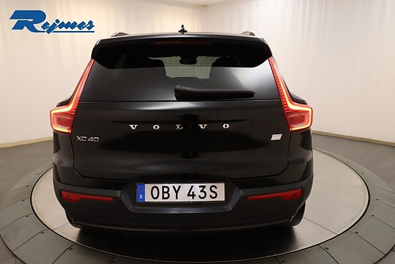 Volvo XC40 21 of 29