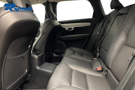 Volvo V90 6 of 23