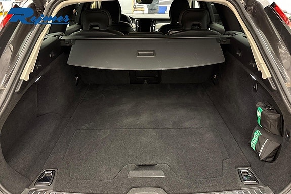 Volvo V90 20 of 23