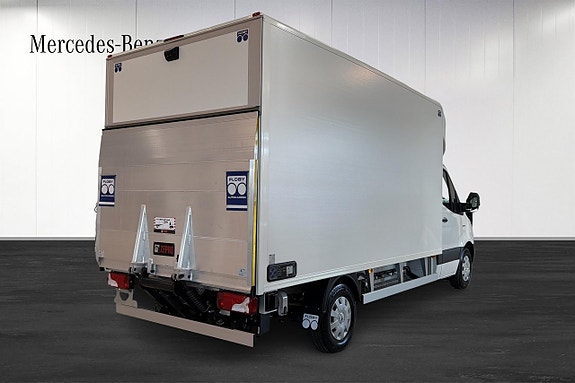 Mercedes-Benz eSprinter 420 4 of 11