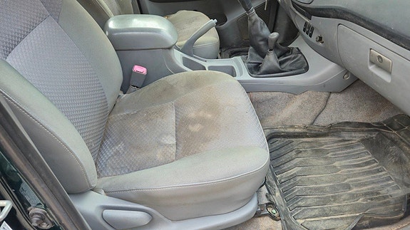 Toyota HiLux 21 of 25