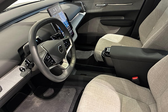 Volvo EX30 7 of 20