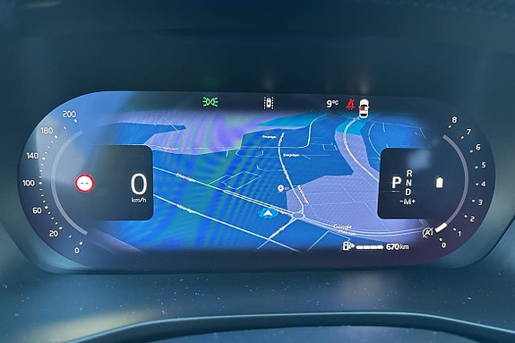 Volvo XC40 15 of 30