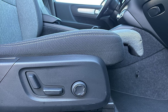 Volvo XC40 26 of 30