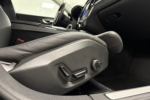 Volvo V60 8 of 26