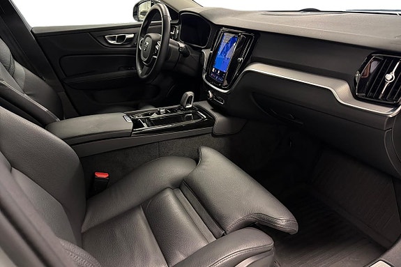 Volvo V60 7 of 26