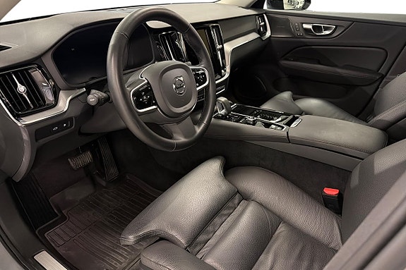 Volvo V60 18 of 26