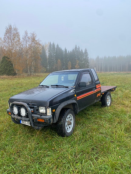 Nissan Navara 3 of 3