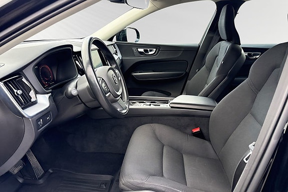 Volvo XC60 7 of 25