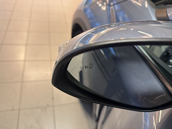 Toyota C-HR 19 of 19