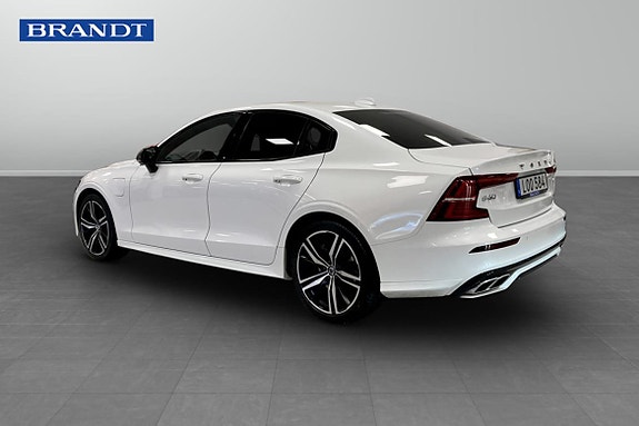 Volvo S60 2 of 10