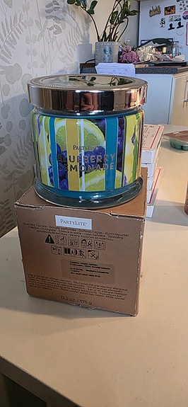 Product image 1 of 4