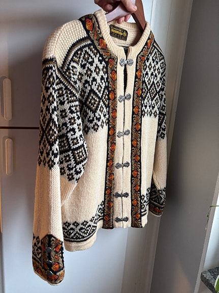 Product image 1 of 10