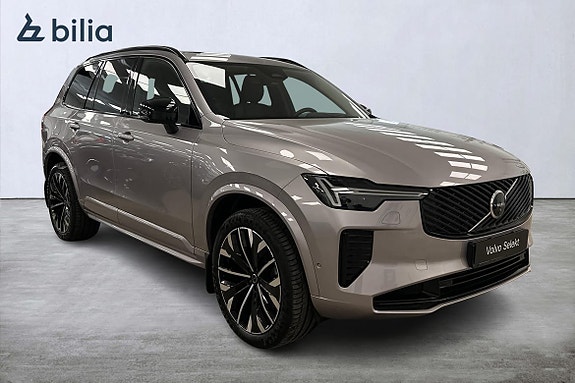 Volvo XC90 20 of 30