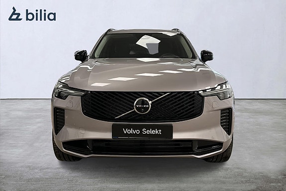 Volvo XC90 7 of 30