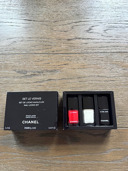 CHANEL SET LE VERNIS