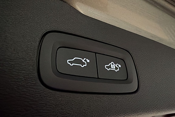Volvo V60 22 of 23