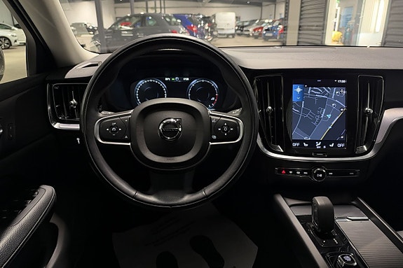 Volvo V60 10 of 23