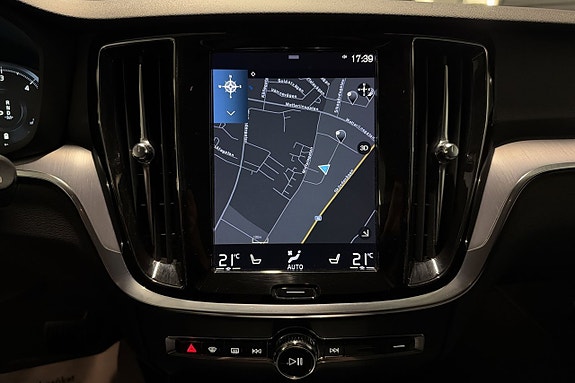 Volvo V60 12 of 23