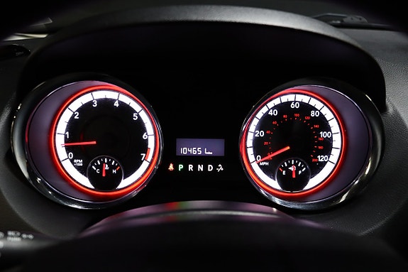 Dodge Grand Caravan 22 of 24