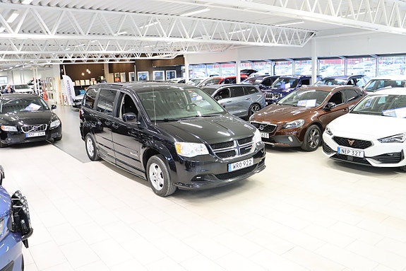 Dodge Grand Caravan 3 of 24