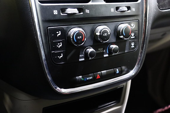 Dodge Grand Caravan 23 of 24