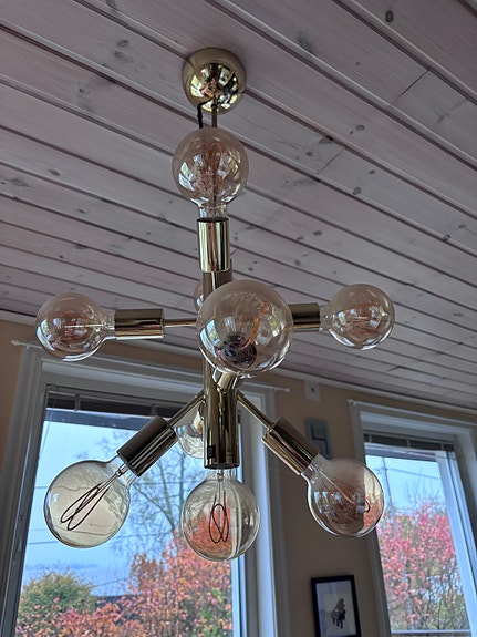 Jättefin retrolampa från By Rydéns