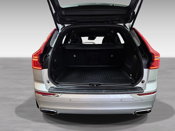 Volvo XC60 6 of 19
