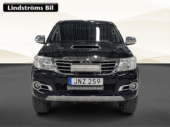 TOYOTA HILUX DOUBLE CAB 3.0 171 ch AUT D-4D 4WD - ATTELAGE - CAMÉRA DE RECUL - 177390 km