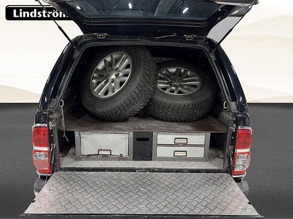 TOYOTA HILUX DOUBLE CAB 3.0 171 ch AUT D-4D 4WD - ATTELAGE - CAMÉRA DE RECUL - 177390 km
